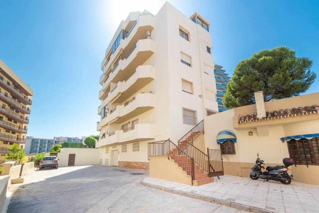 Santa Marta Al Lado De Los Servicios Y De La Playa Benalmádena Extérieur photo
