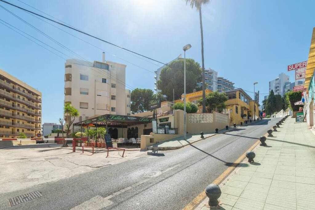 Santa Marta Al Lado De Los Servicios Y De La Playa Benalmádena Extérieur photo